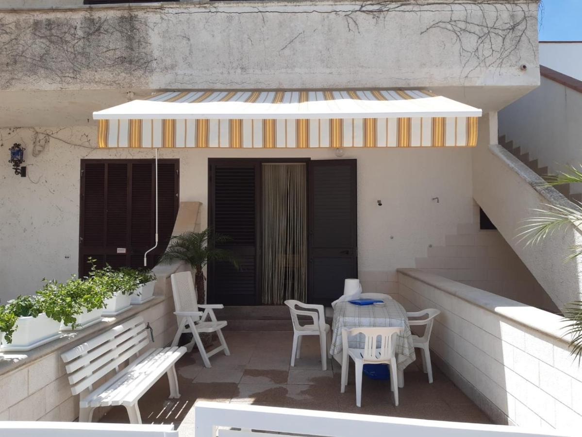 מרינה די פסקולוזה Casa Vacanza Rita מראה חיצוני תמונה