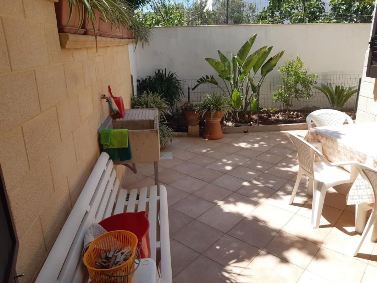 מרינה די פסקולוזה Casa Vacanza Rita מראה חיצוני תמונה