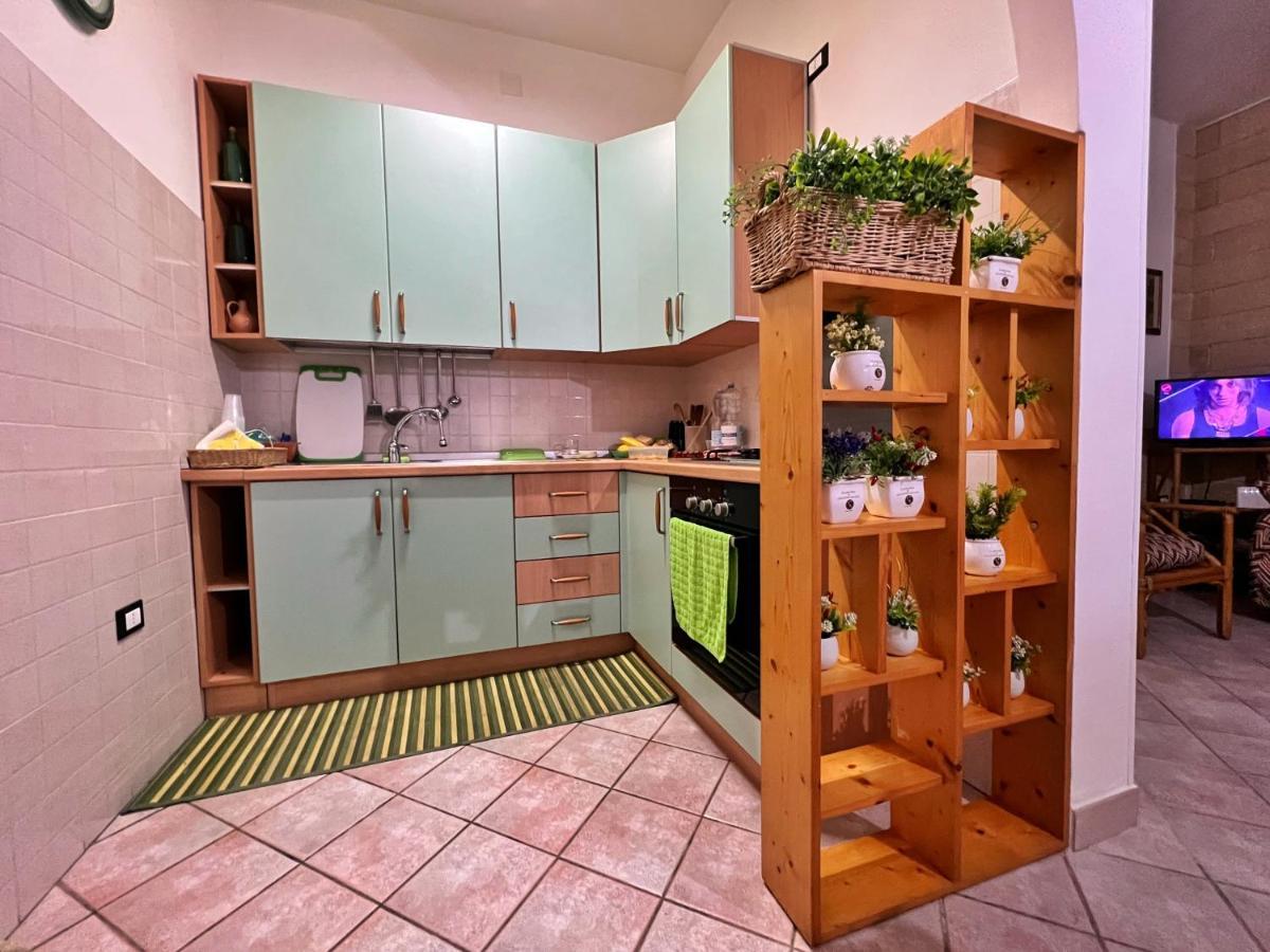 מרינה די פסקולוזה Casa Vacanza Rita מראה חיצוני תמונה
