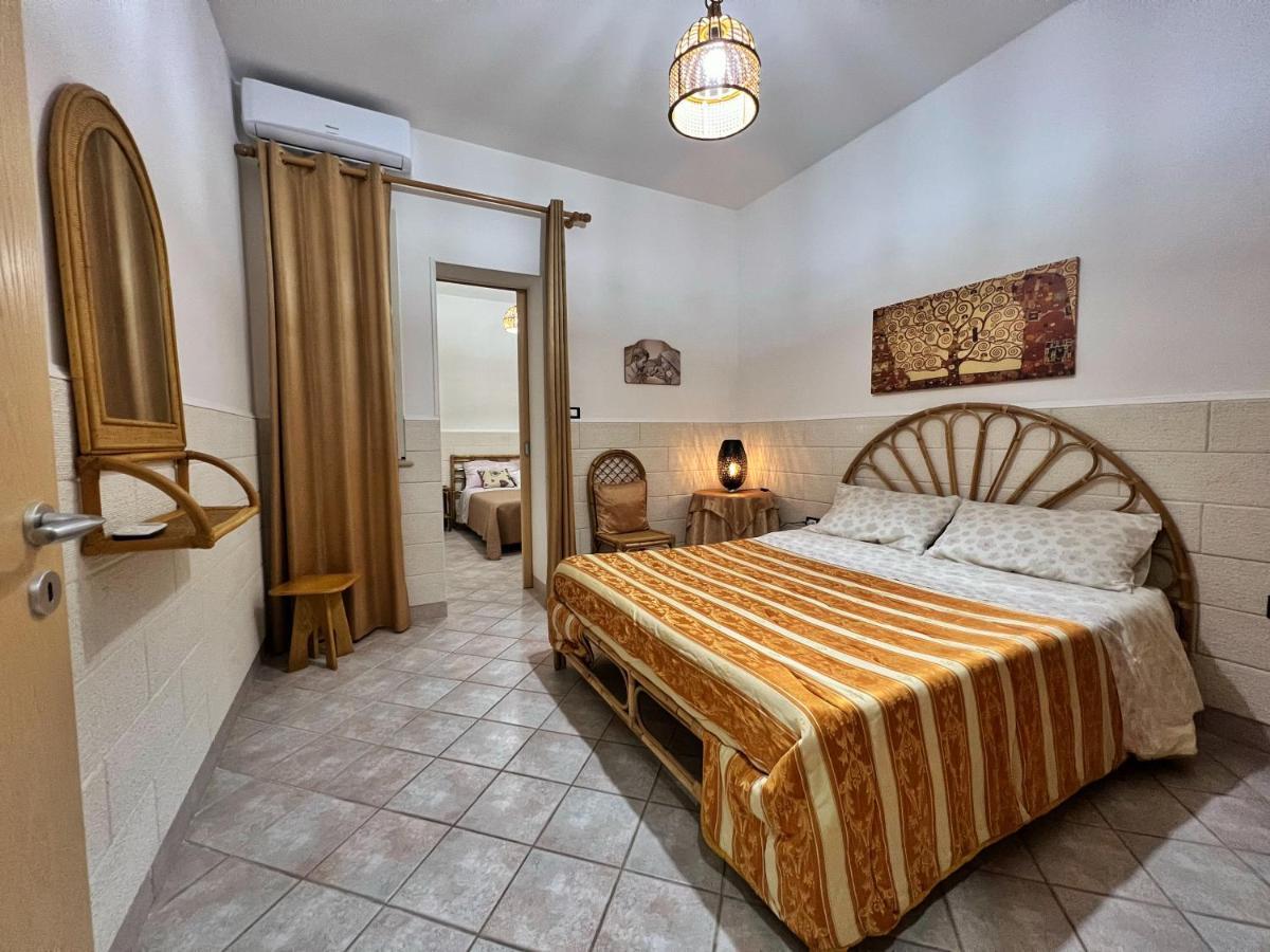 מרינה די פסקולוזה Casa Vacanza Rita מראה חיצוני תמונה