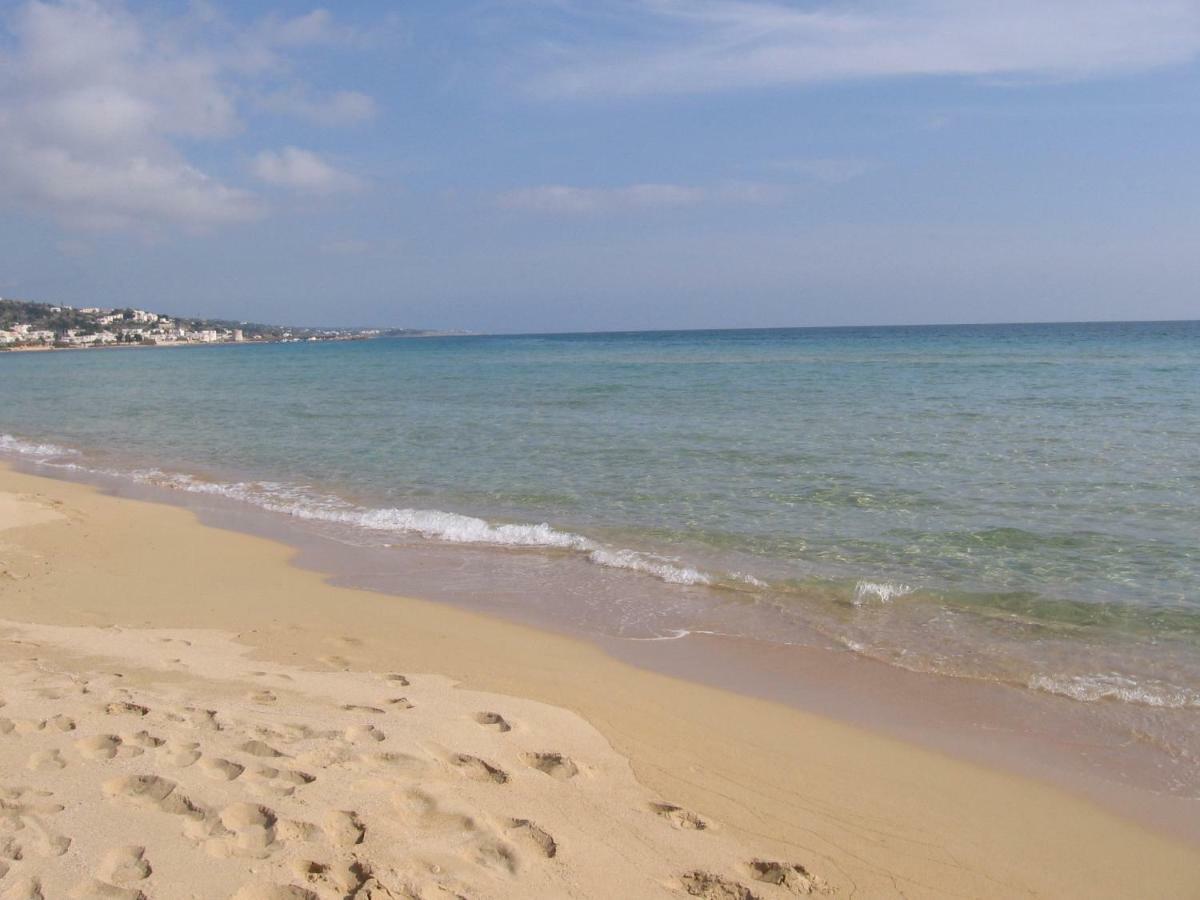 מרינה די פסקולוזה Casa Vacanza Rita מראה חיצוני תמונה